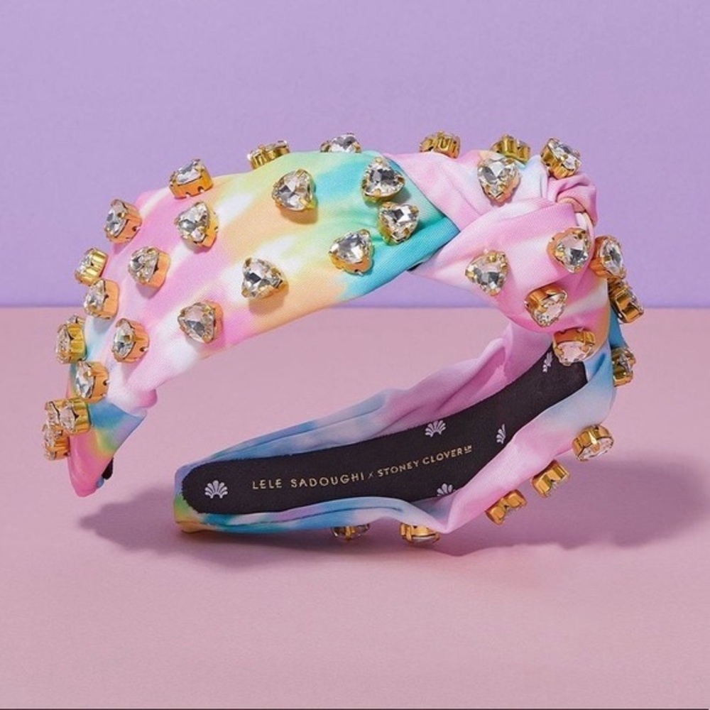 LELE SADOUGHI X STONEY CLOVER TIE DYE CRYSTAL HEARTS KNOTTED HEADBAND *SOLD OUT*